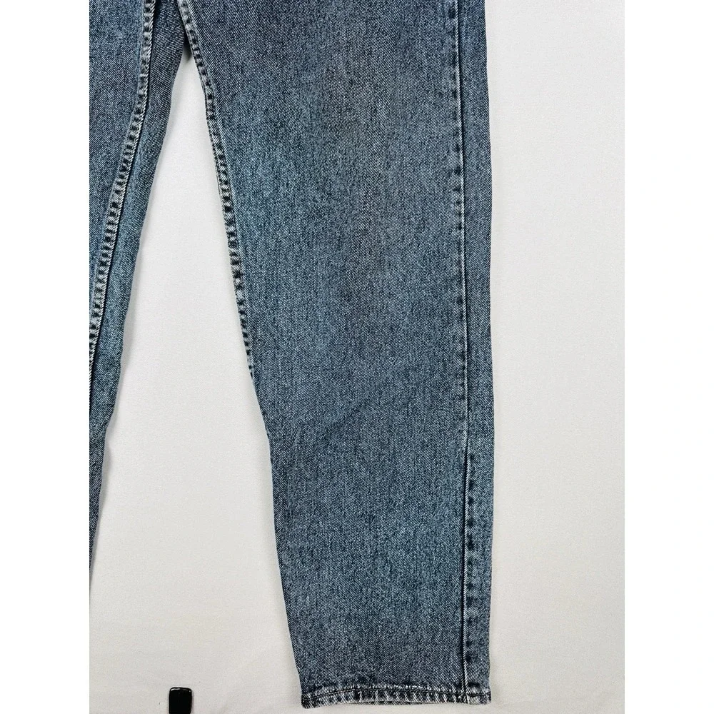 Vintage Levi's 550 Relaxed Fit Jeans 34x34 USA Made Stonewash Denim